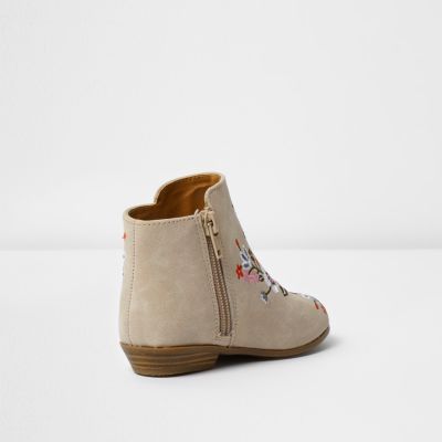 Mini girls cream embroidered ankle boots